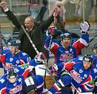 «Металлург» победил «Сибирь» и стал первым в КХЛ