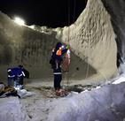 Гигантская воронка на Ямале заполнена таинственным льдом