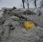 Сургутские общественники жалуются на нелегальные свалки грязного снега